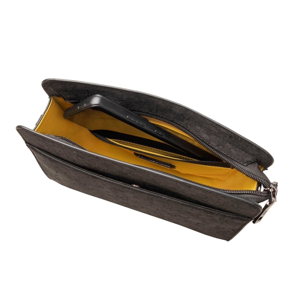 Sustainable Cork Handbag – Lightweight, Stylish, Limited Edition - Picture 3 of 10